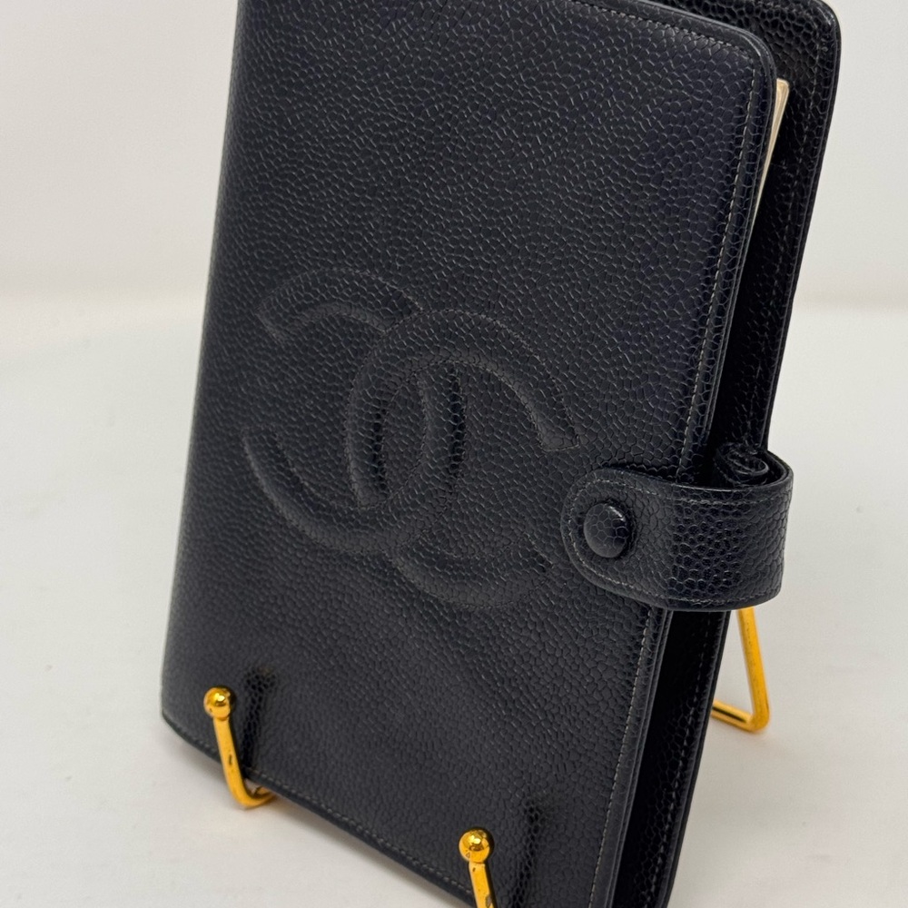 💯Authentic CHANEL CC Caviar Medium Agenda -Black - Picture 3 of 7